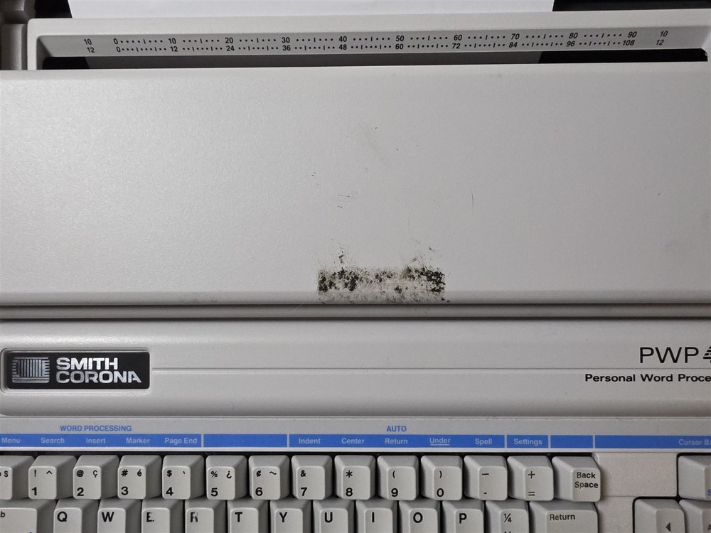 Smith Corona PWP 40 5D Electronic Typewriter - tested - working - includes disk