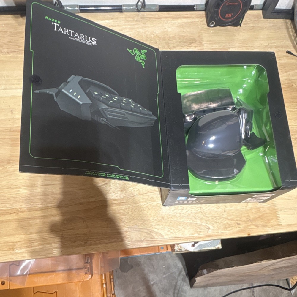 Razer Tartarus Black Gaming Keypad, Backlit, Programmable Keys, Adjustable Hand…