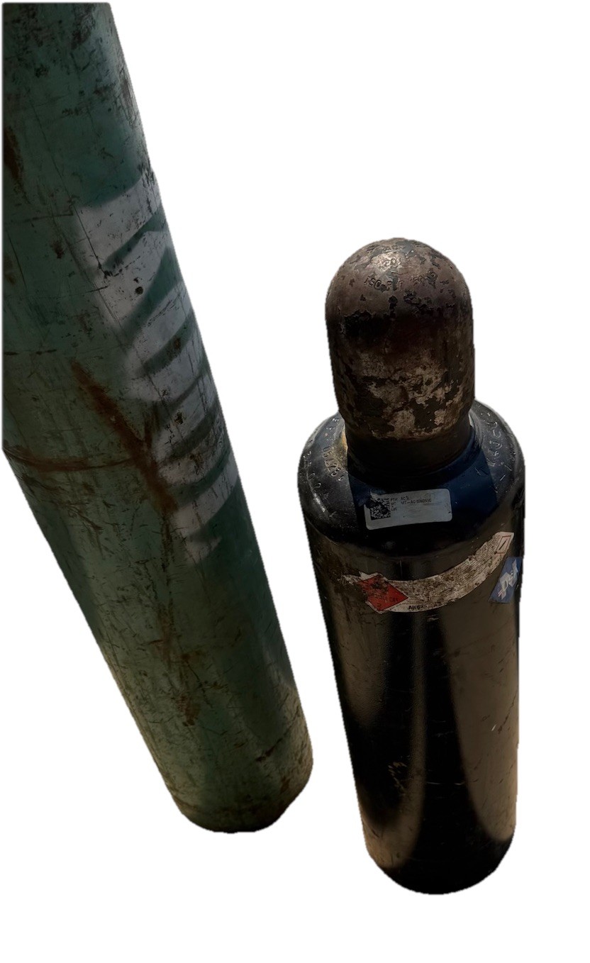 WELDING/CUTTING SET 125 TF OXYGEN & 250 75 TF ACETYLENE TANKS Exchangeable