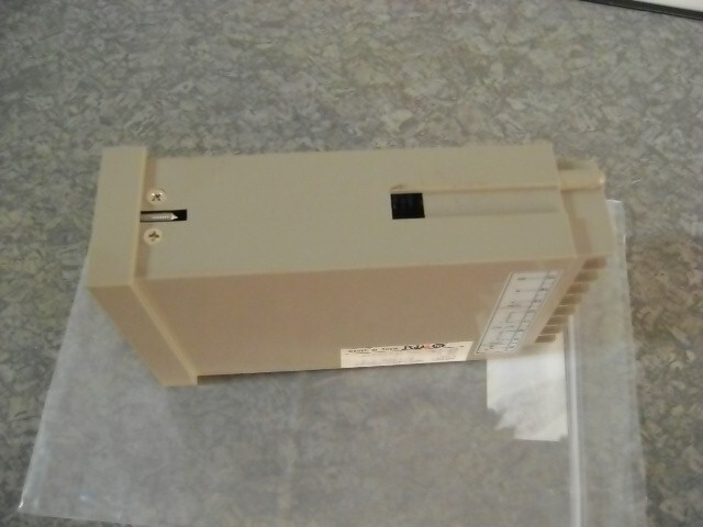 WEST MPC145A-C8DH4 TEMPERATURE CONTROLLER New Free Shipping