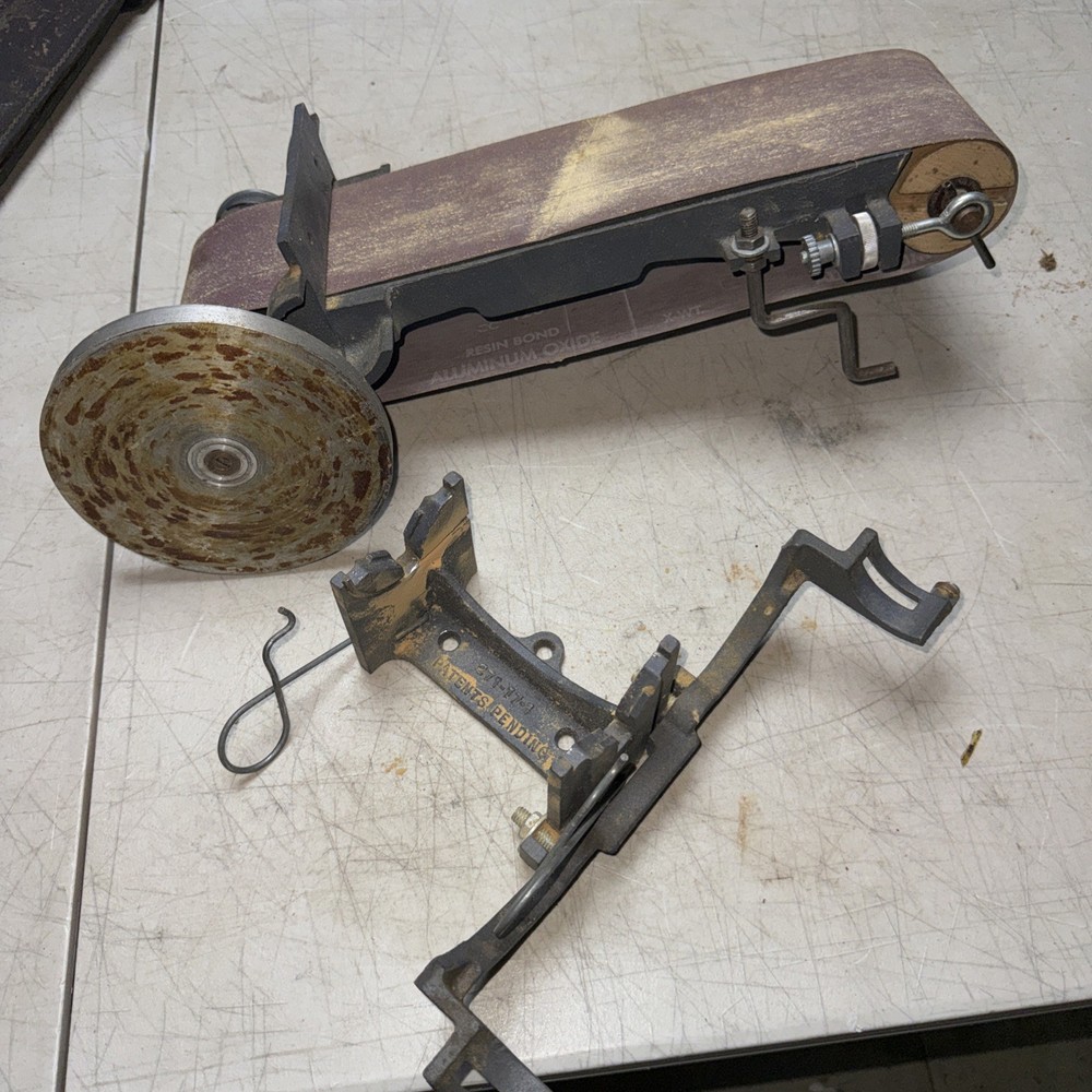 Sears Craftsman 149.22640. 4" Belt Sander / 6" Disc Sander. Missing Side Table