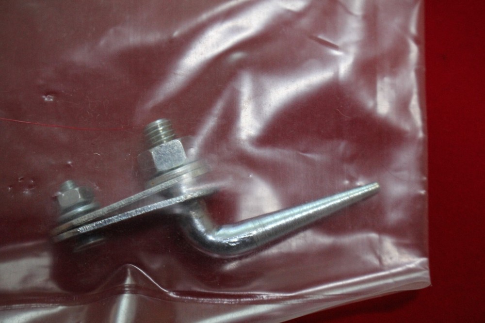 21ea. GLIDER TOW HOOK