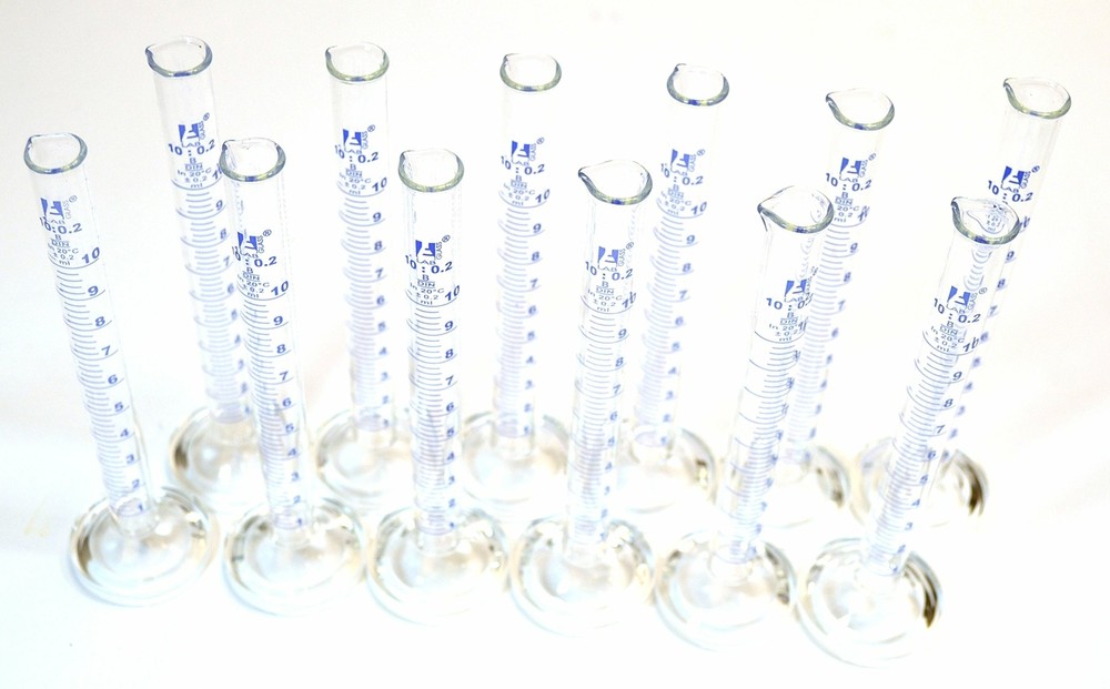 10ml Borosilicate Graduated Cylinder, Class B, Round Base with Spout - 12 Pack