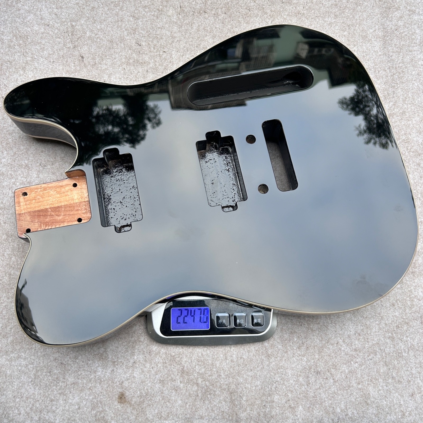 Guitar Body Tele Alder wood HH black 4.95 LBS Tremolo Bridge