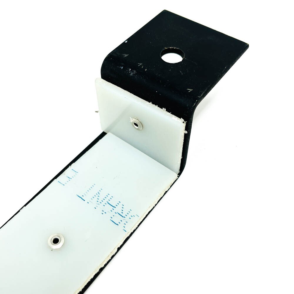 2 pcs Riveted White Plastic Coated Bracket 5025522