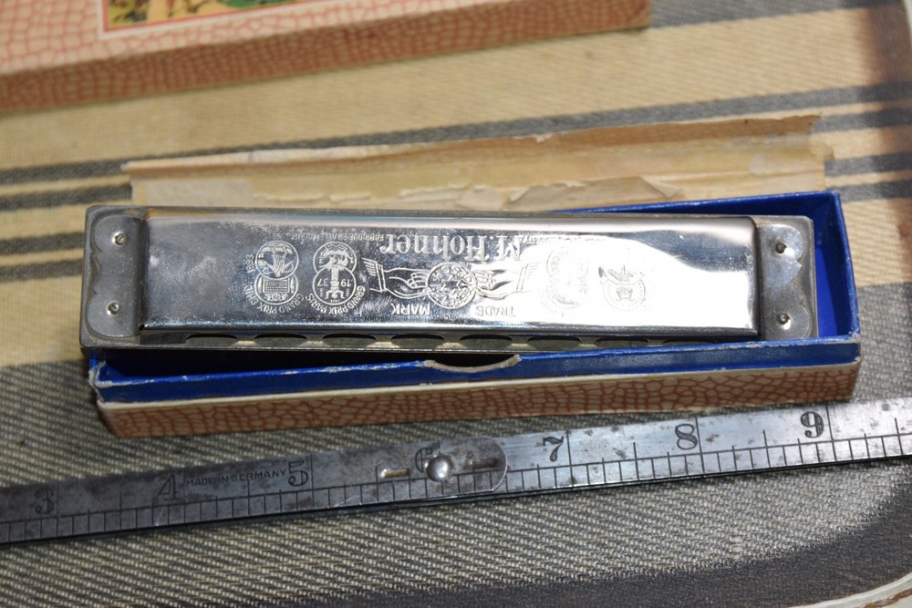 Vintage M HOHNER Echo Harmonica KEY C In Box Germany