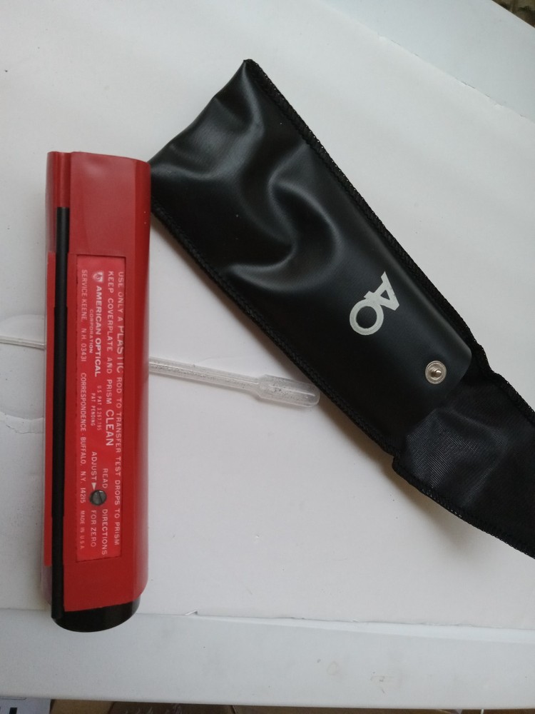 AO Automatic Temperature Compensated Hand Held Refractometer 10430