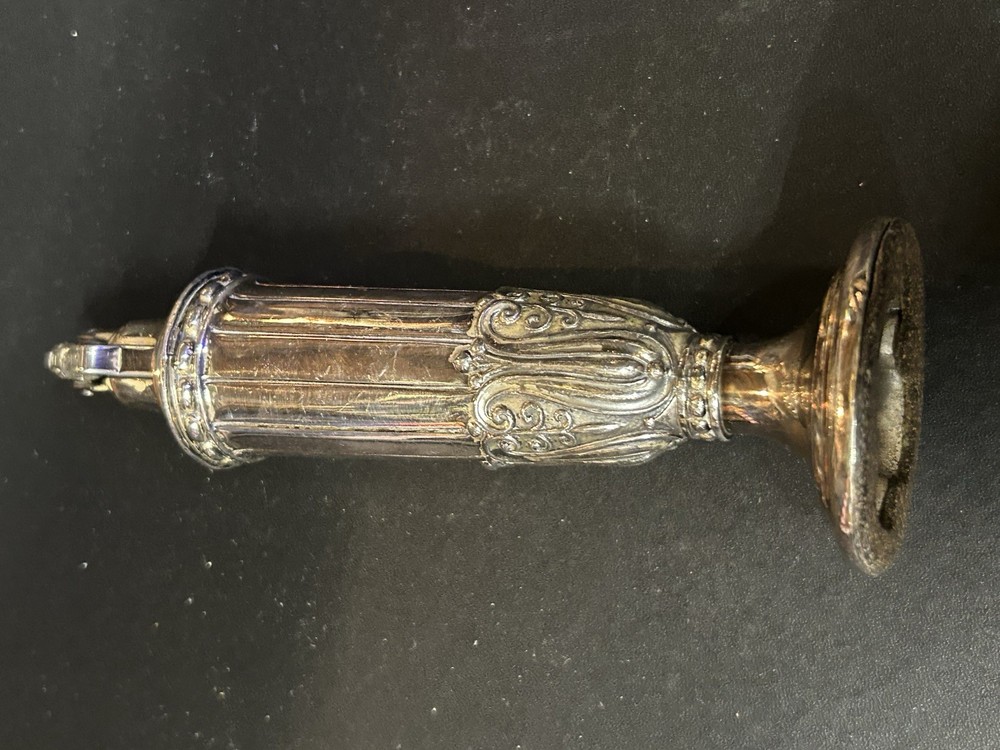 Ronson "Juno" silver-plated vintage table lighter.