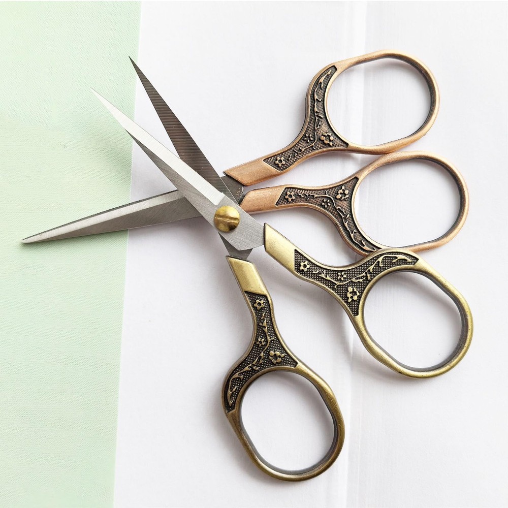 2 Pack Embroidery scissors, Small Sewing Scissors with Pu Sheath, Sharp Croch...