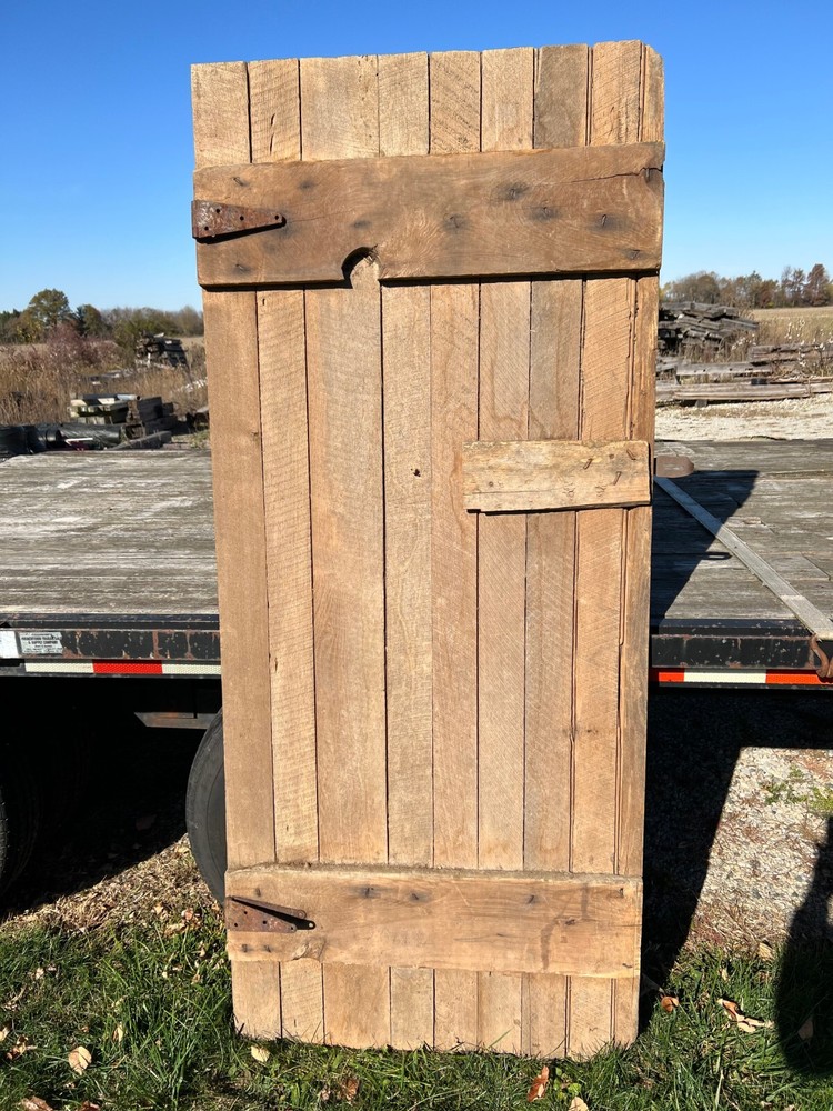 ANTIQUE OLD RUSTIC BARN DOOR