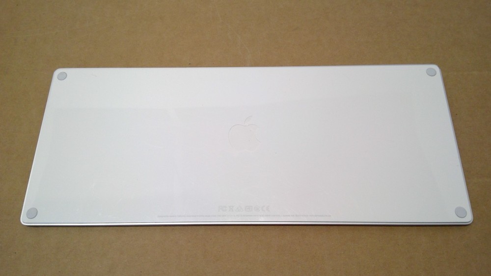 Apple A1644 Magic Keyboard Rechargeable Wireless Bluetooth NO CABLE