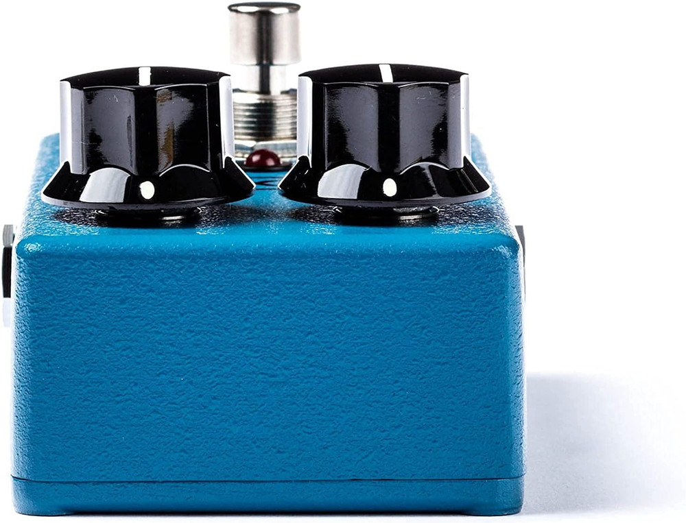 MXR M103 Blue Box Octave Fuzz Bundle with 9-Volt Power Supply