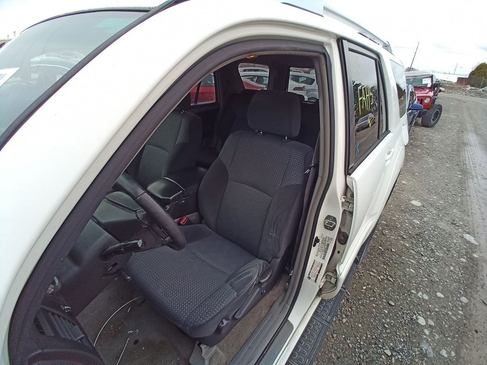 2005 4 RUNNER Cargo Cover Roll Up Style (11894552