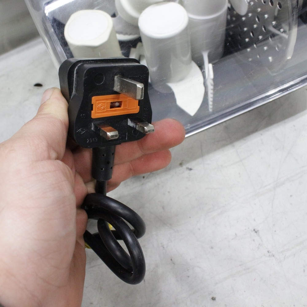 Magimix Compact 3200 Food Processor & Accessories 240 Volt Not Us Plug