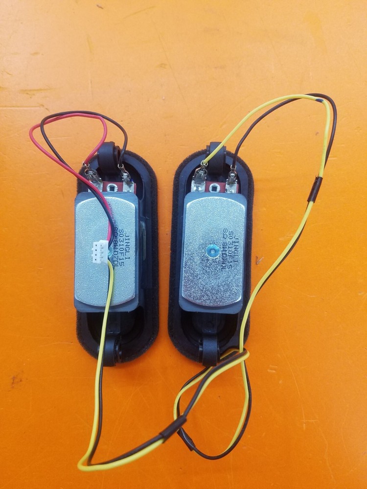 ⭐️⭐️⭐️⭐️⭐️ TV Funai Left & Right Speaker Set S0310F15