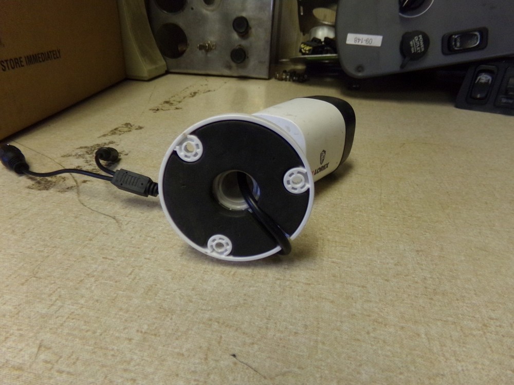 Lorex White Security Camera *FREE SHIPPING*