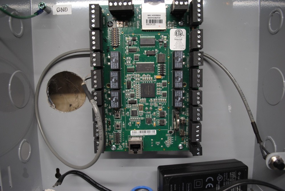 SIELOX BADGE ACCESS CONTROL BOARD MODULE 2 READER DOOR AC-1700