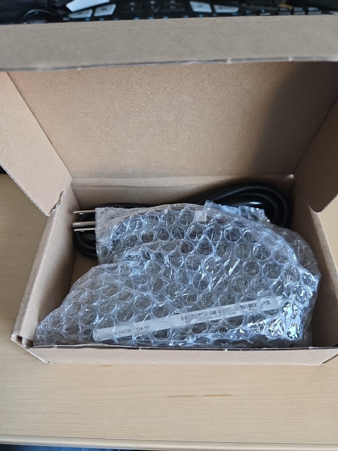 Genuine 65W USB-C Type-C Laptop Adapter Charger Lenovo ADLX65YLC3A ThinkPad X1