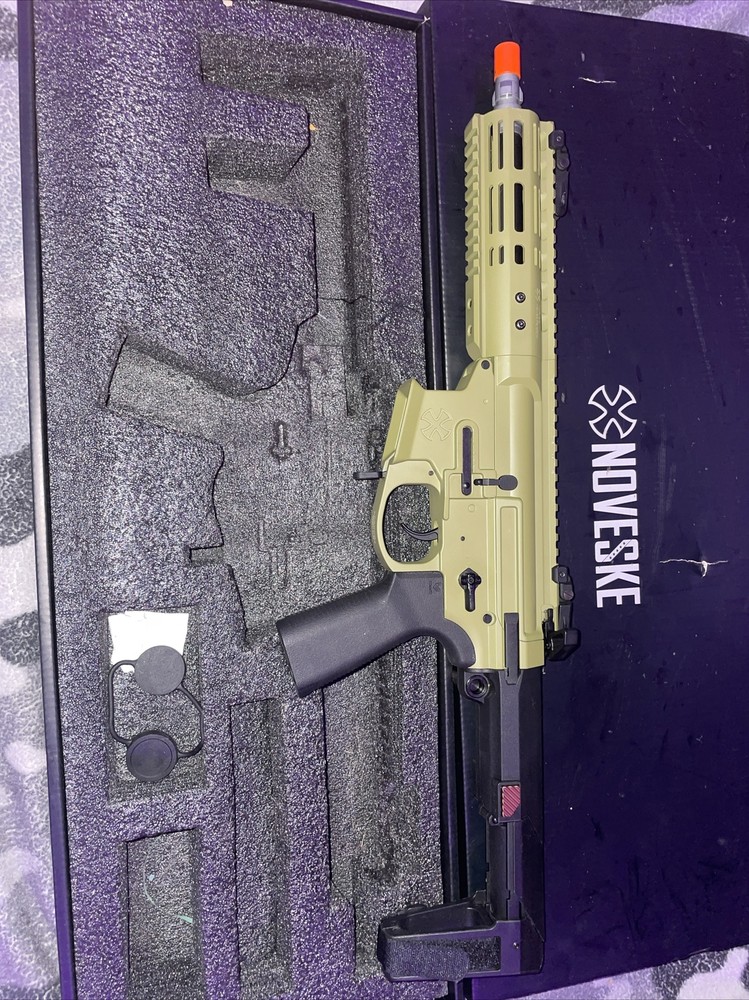 Airsoft gun