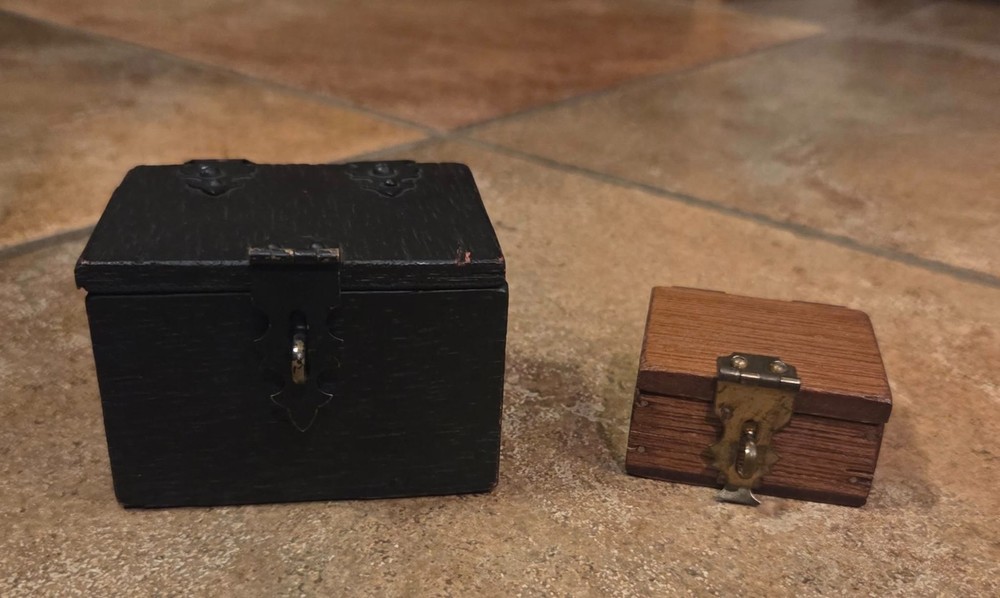 Quarter Go/Lippincott Boxes Magic Mentalism Tricks