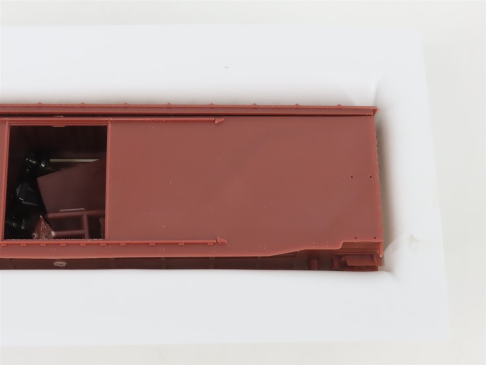 HO Scale Front Range Kit #5000 Undecorated 50' Single Door Box Car