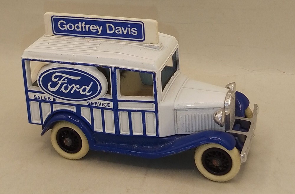 Lledo Days Gone Godfrey Davis Ford Model A van