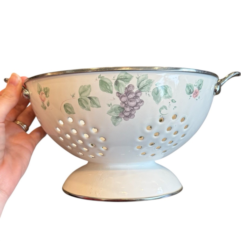 Enamel Pfaltzgraff Grapevine Colander Strainer Bowl