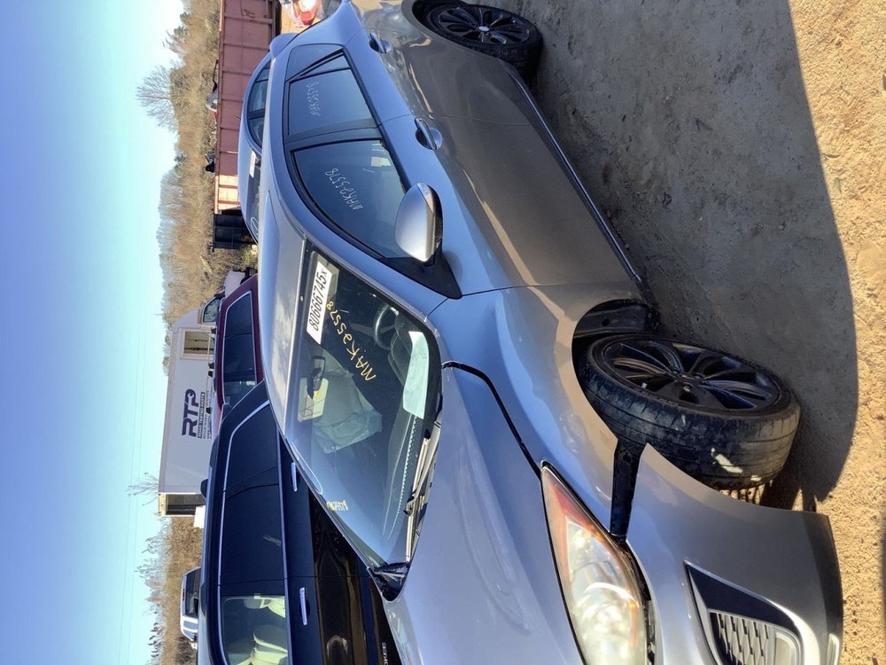 3 2010 Glove Box 4883126