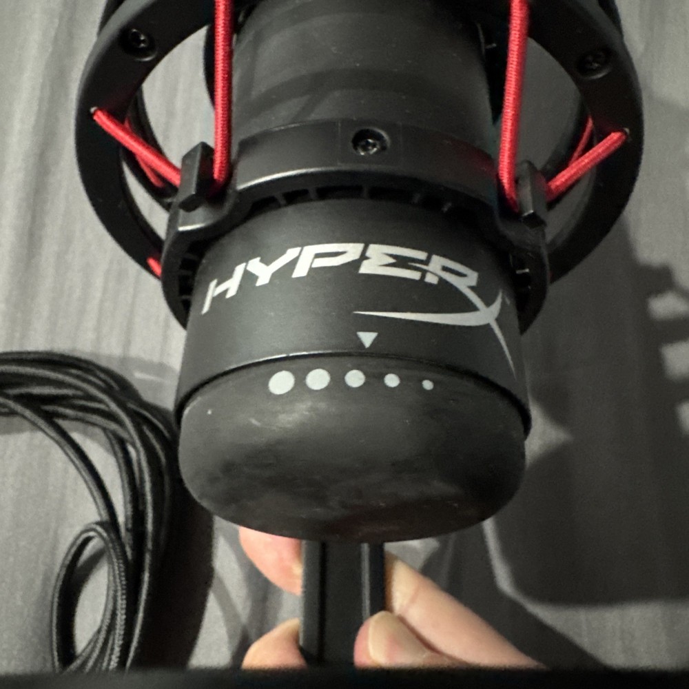 HyperX QuadCast - USB Condenser Gaming Microphone Red LED. Read Description