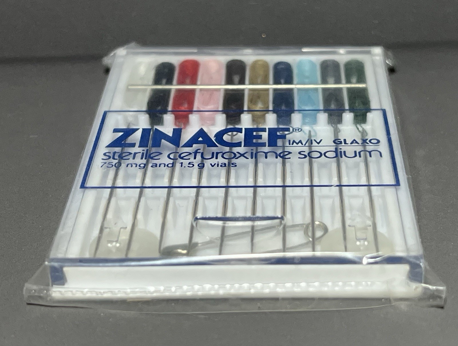 Vintage Zinacef Cefuroxime Glaxo Drug Rep Promo Mini Plastic Sewing Kit 3 x 2 in