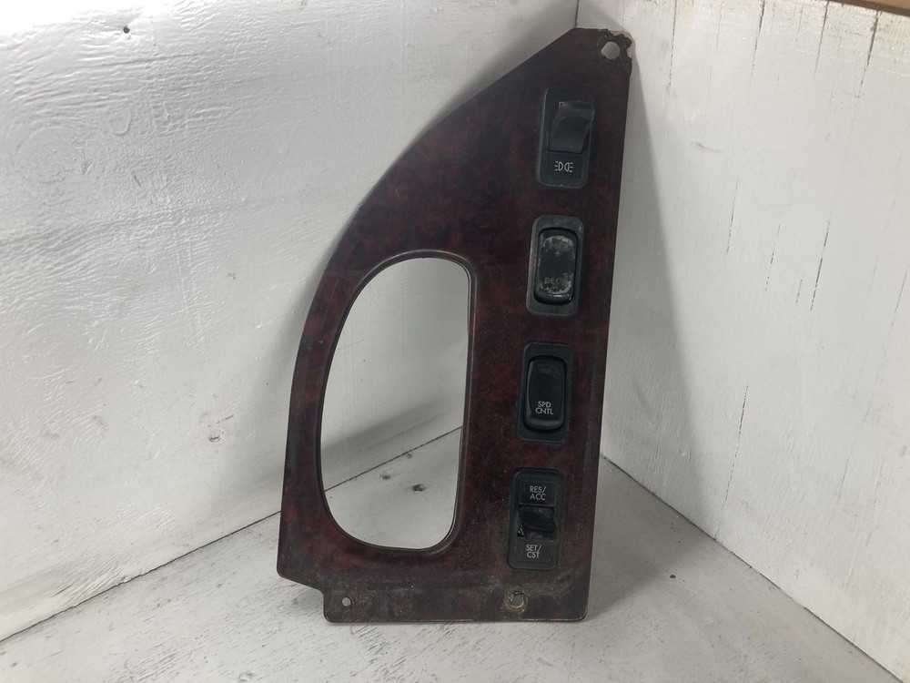 Freightliner M2 106 SWITCH Dash Panel - Used