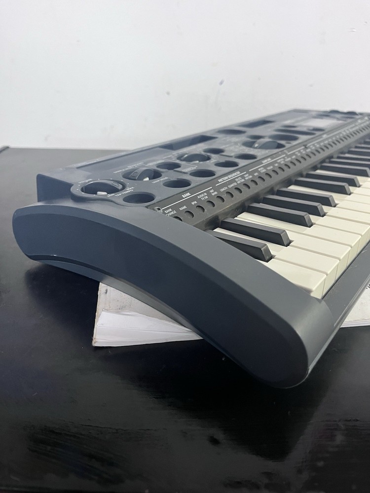 KORG MS1 microSAMPLER SAMPLING KEYBOARD WITH MANUAL Free Shipping
