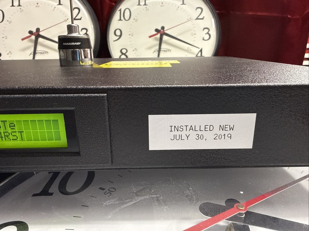 Primex Wireless FM-72 1-Watt Transmitter With 10 Working Clocks