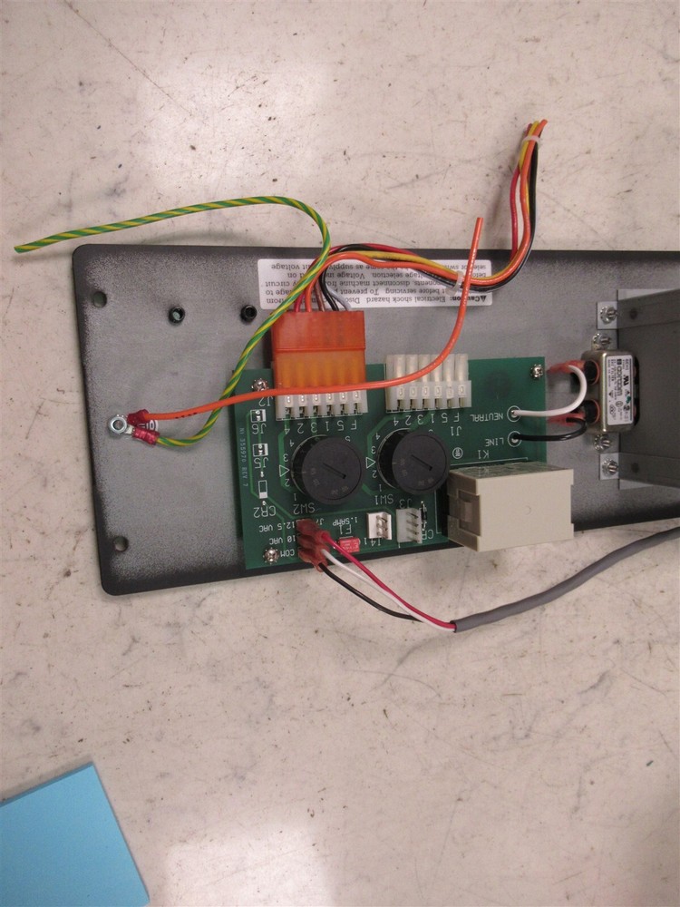 Ohmeda Modulus II Anesthesia System 6 Outlet Power Strip Panel
