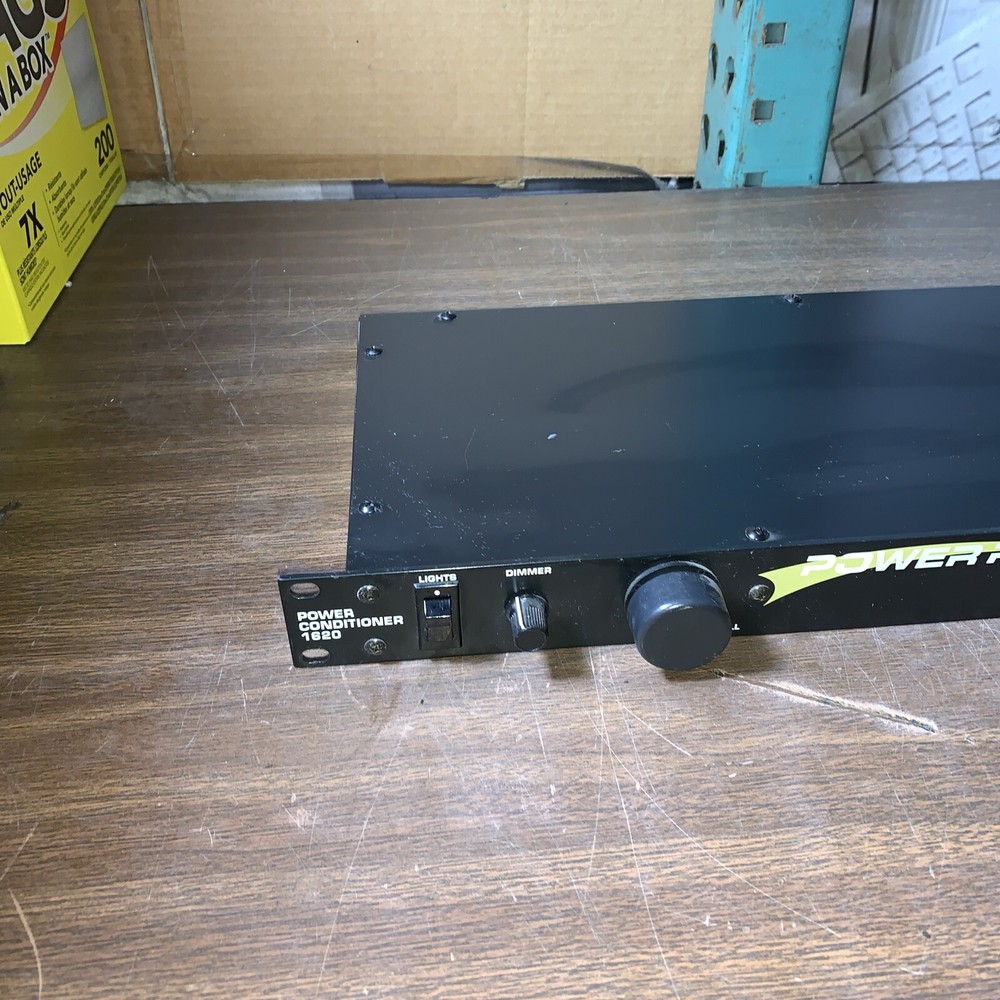 Powerwerks Power Pro 1620 Power Conditioner