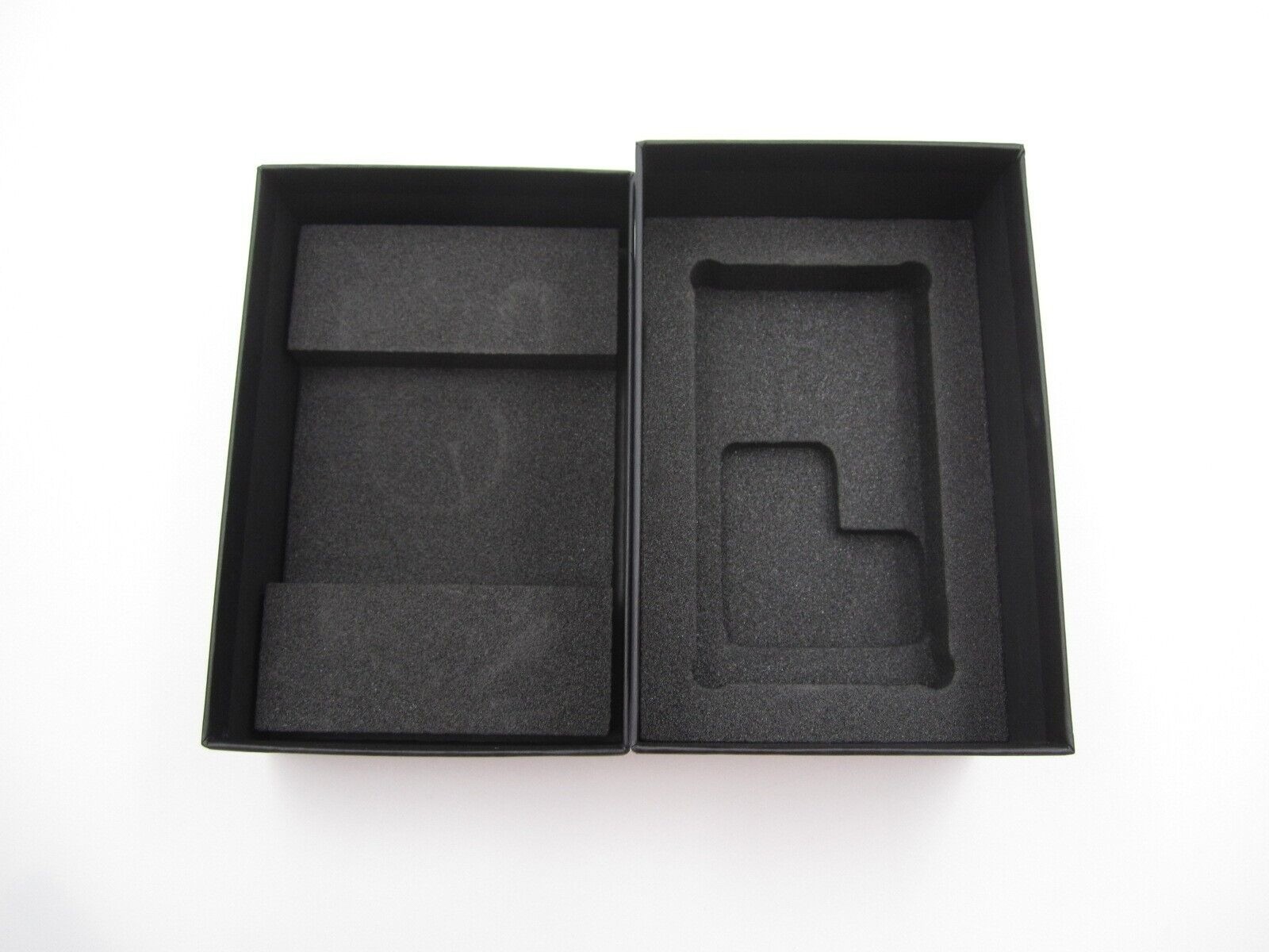 Lecia Camera EMPTY Box