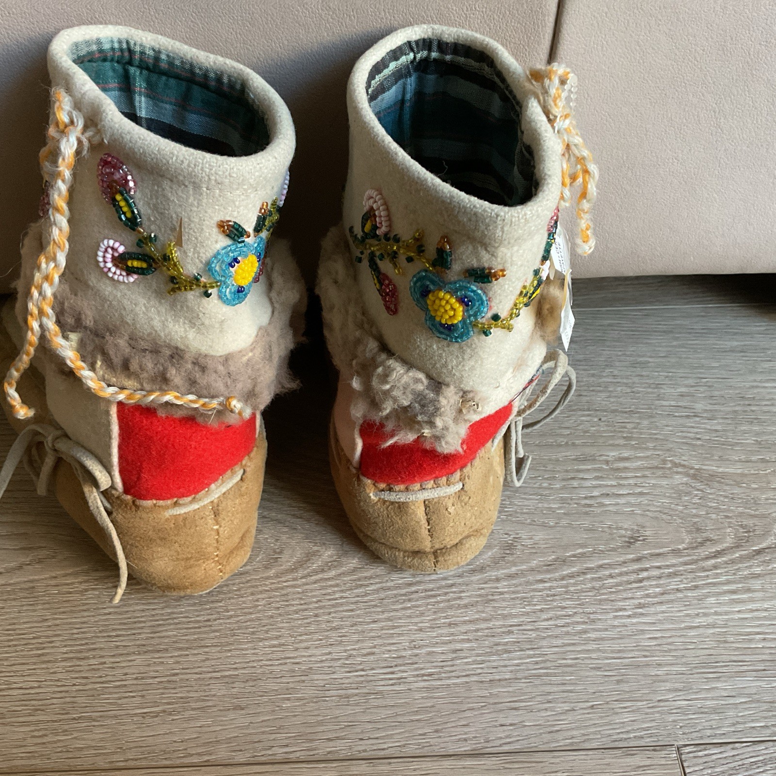 Vintage Nootka Child Beaded Mukluks Moccasin Boots Fur Trim Native American