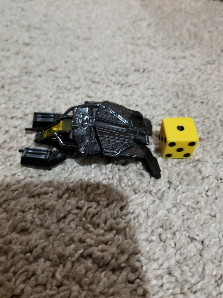 Hot Wheels DC Comics The Bat Bat Mobile V5315