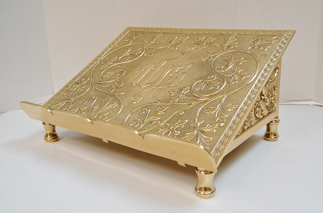 BRASS CHURCH MISSAL / BIBLE / BOOK STAND, SACRAMENTARY # 342