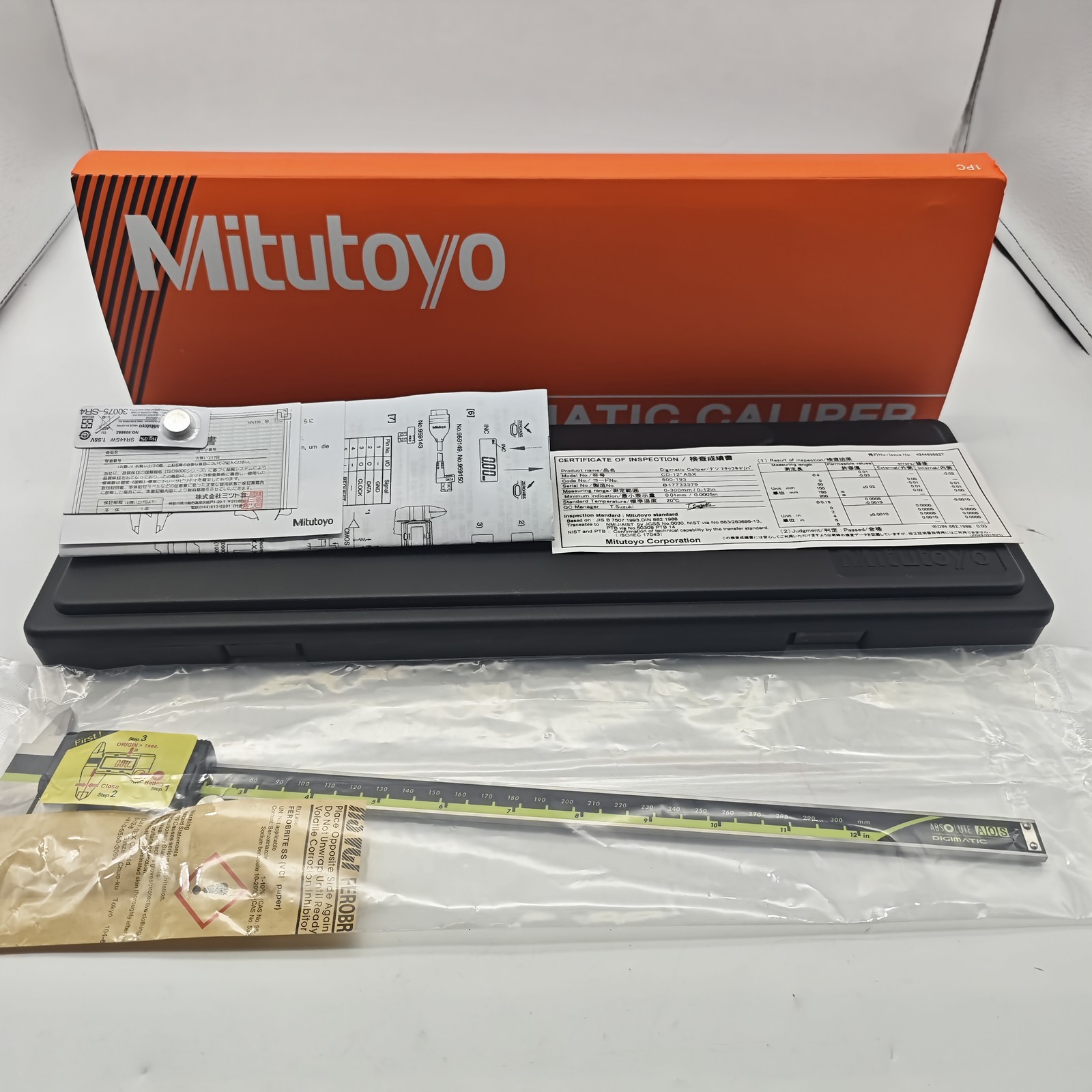 500-193-30 Mitutoyo Japan 300mm/12" Absolute Digital Digimatic Vernier Caliper