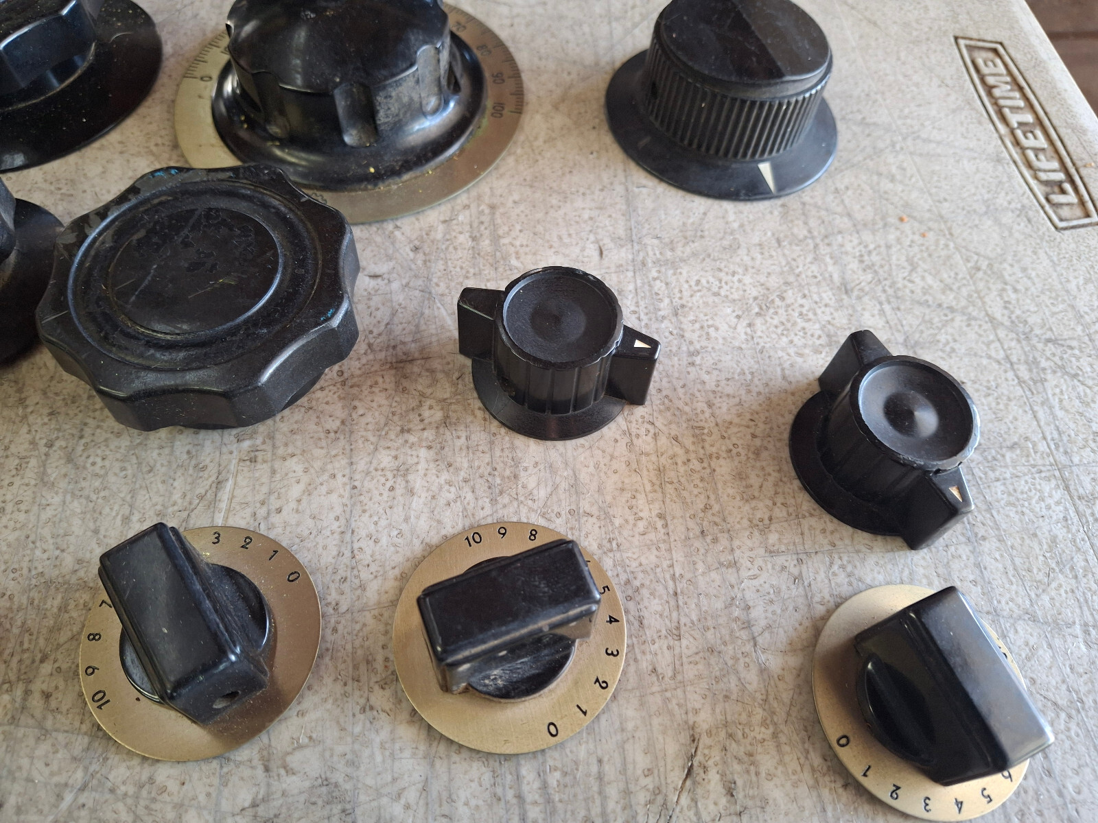 Lot of 40 Vintage Ham Radio Dials Indicator Knobs