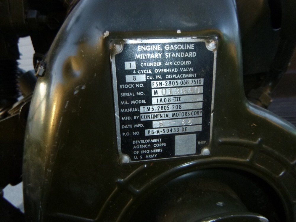 US Army Corps of Engineers military 4-cycle motor engine, complete
