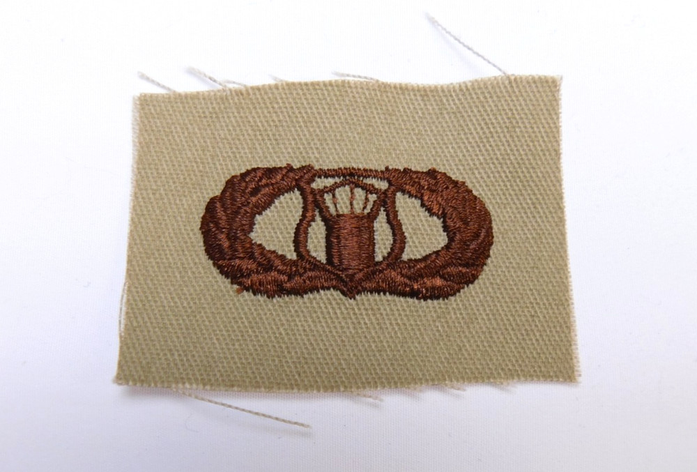 US Air Force USAF Basic Air Traffic Controller Badge Desert Tan DCU Patch Sew-On