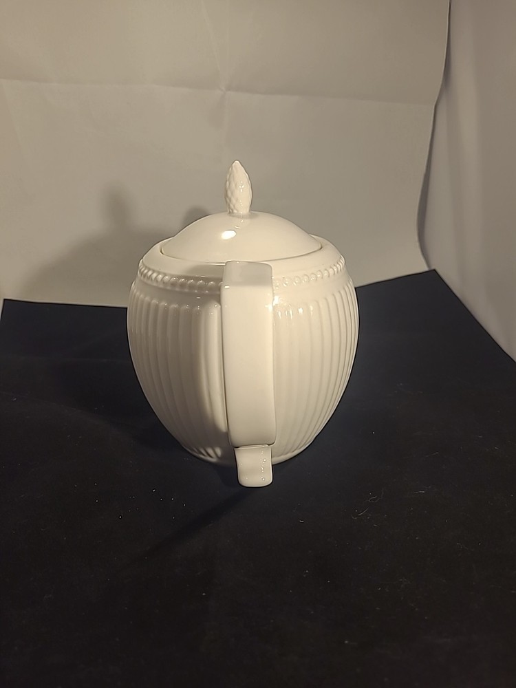 Grace Tea Ware Teapot White Classic Look