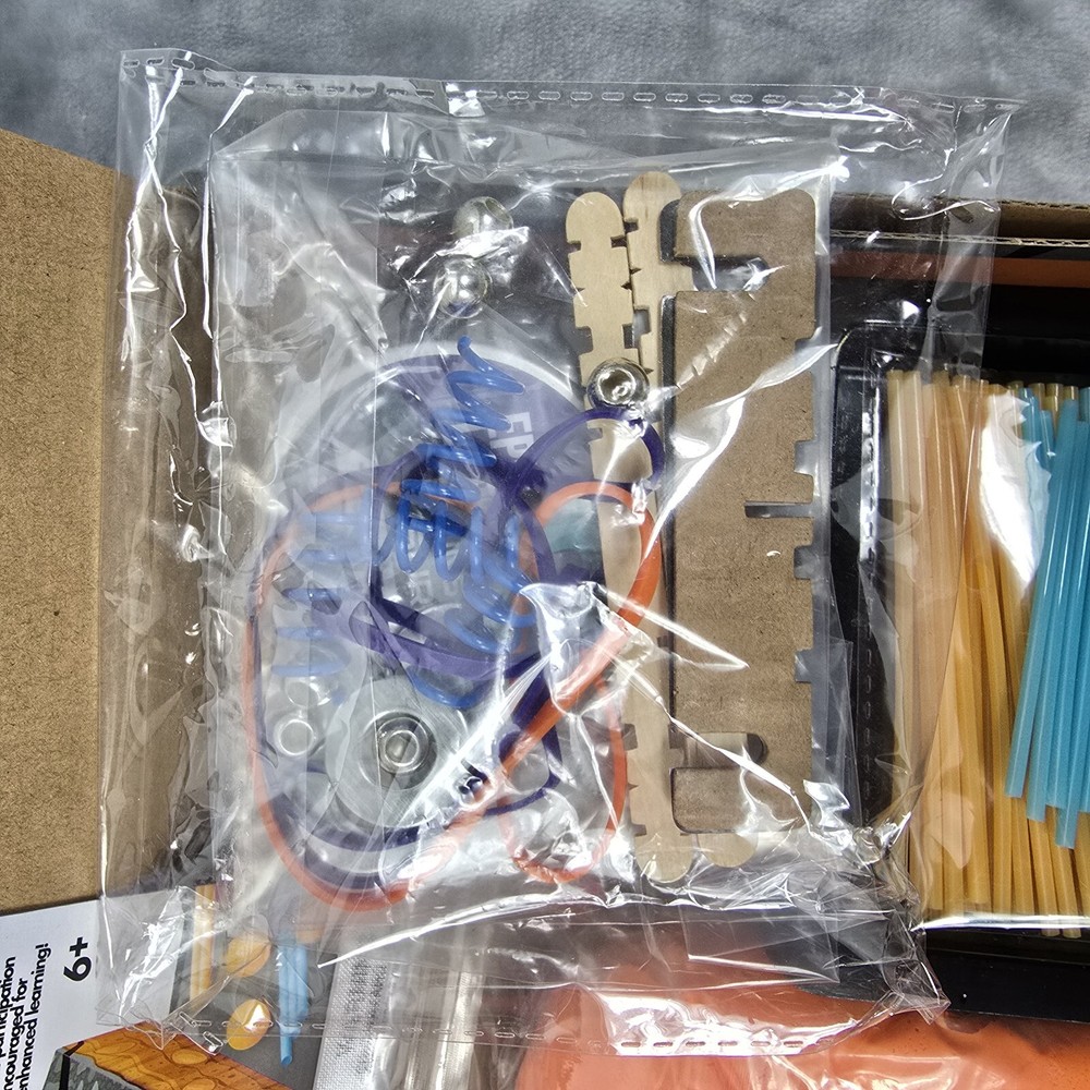 ARTSKILLS Epic Lab Make & Break Tester STEM Structural Engineering Kit New