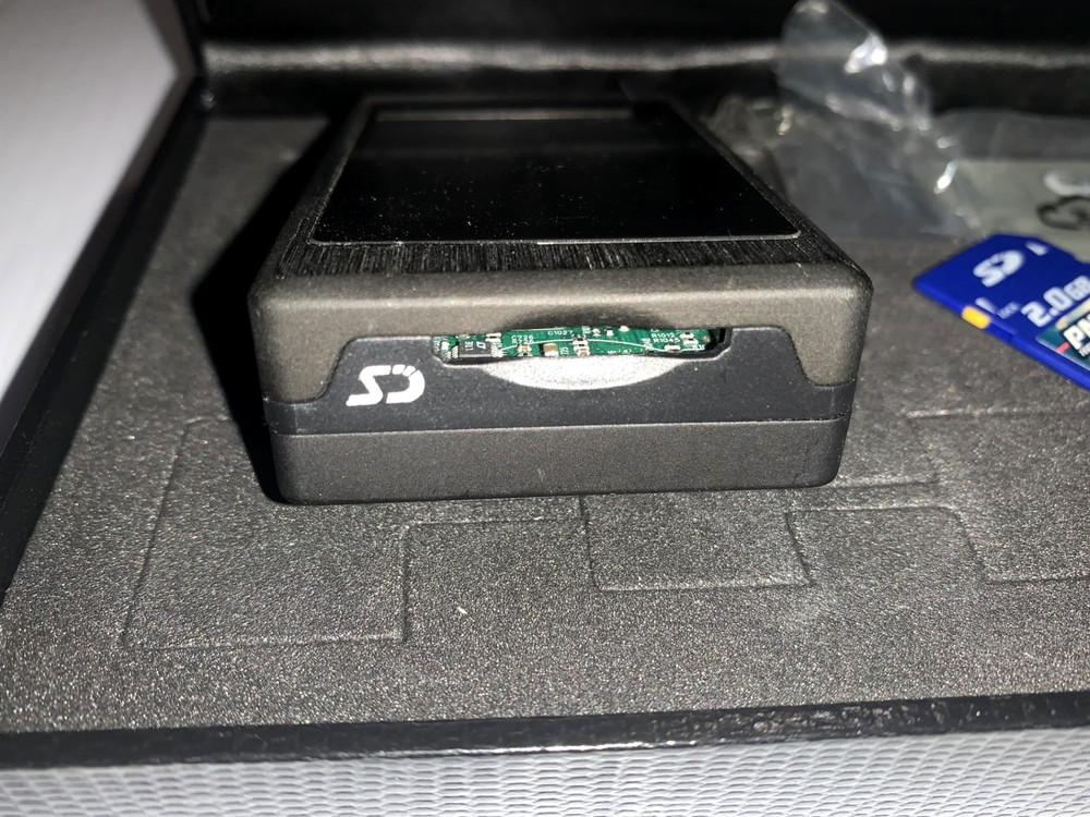 Micro DVR with LCD PV-500