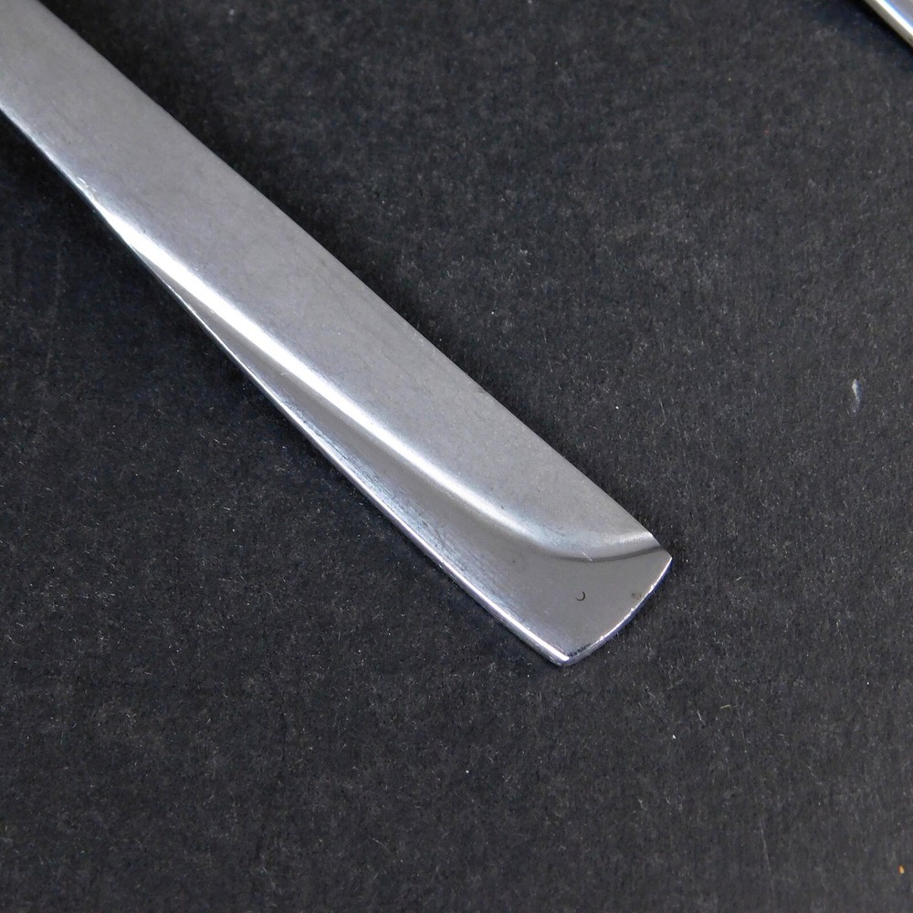 Oneida Madeline 4 Teaspoon Glossy Satin Stainless Flatware