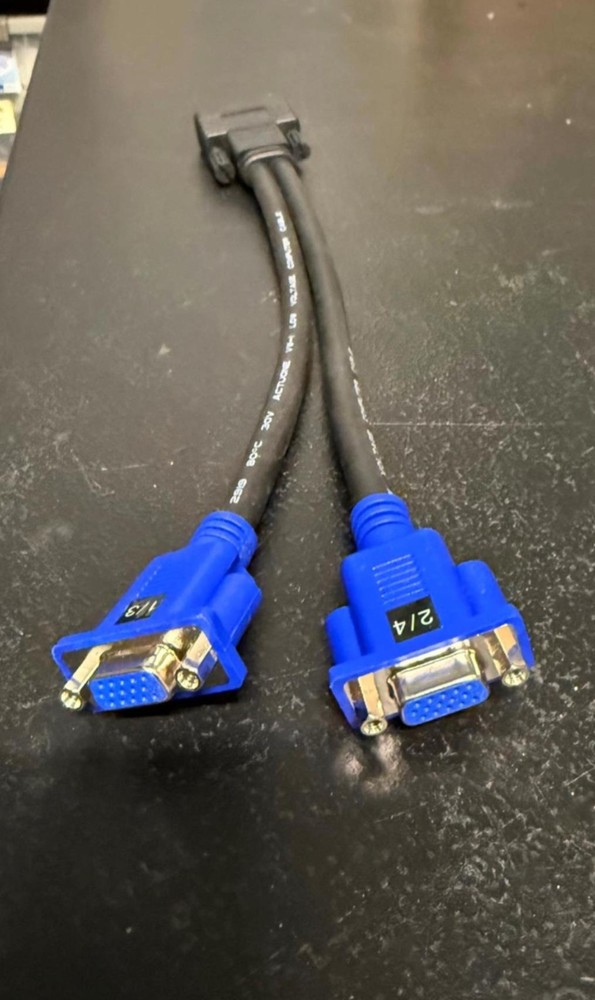 Acutone 29192 VGA Splitter Cable