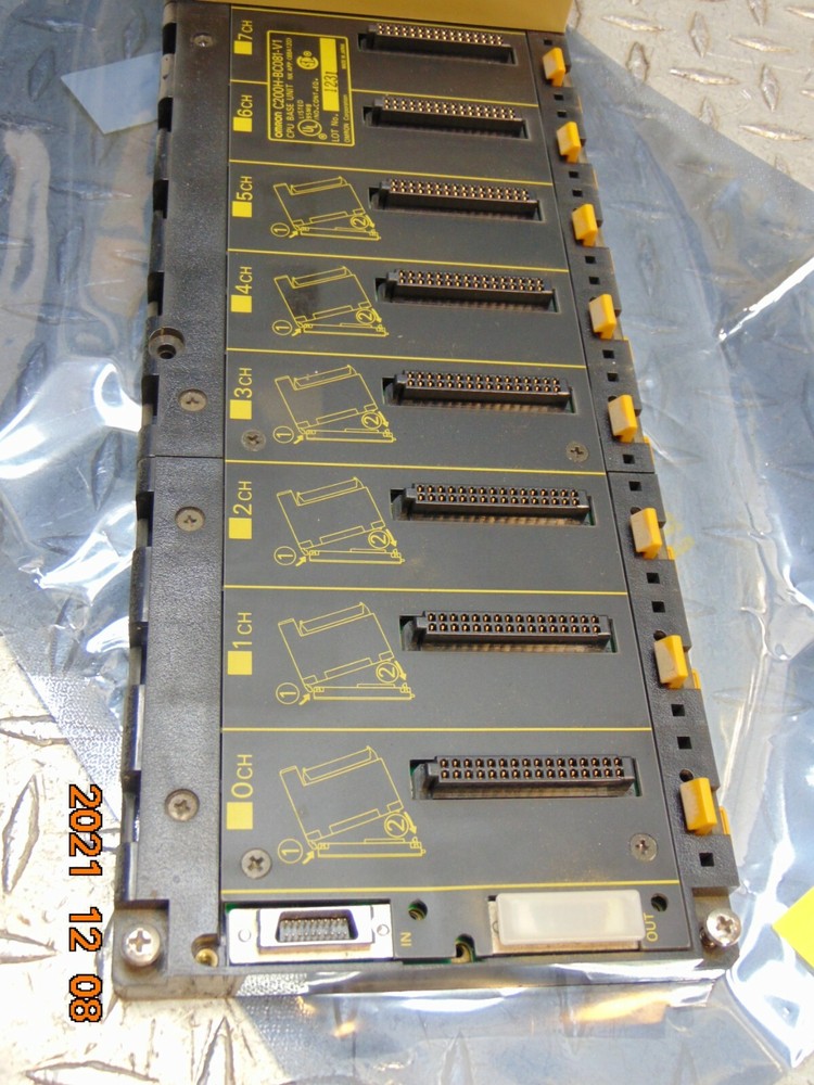 OMRON C200H-PS221 POWER SUPPLY with C200H-BC081-V1 CPU BASE UNIT (untested)