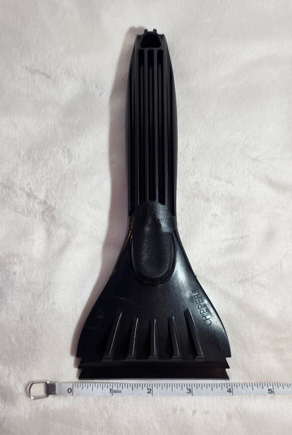 Lock De-Icer(.62fl oz) & Ice Scraper Duo (9" long)